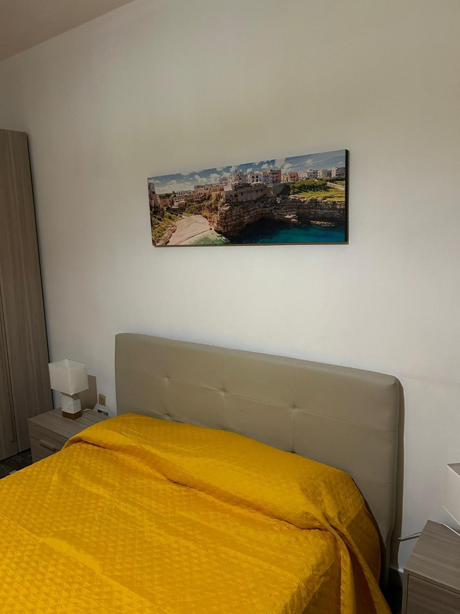 Matthias Central Rooms And Accomodation Bari Exterior photo